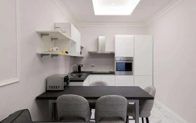 Aurora Luxury Suites