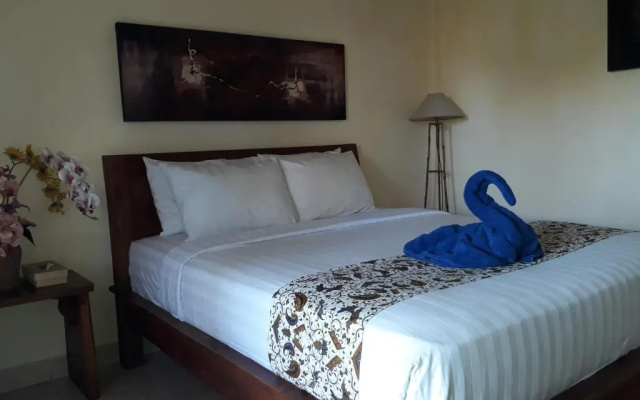 Adi House Homestay