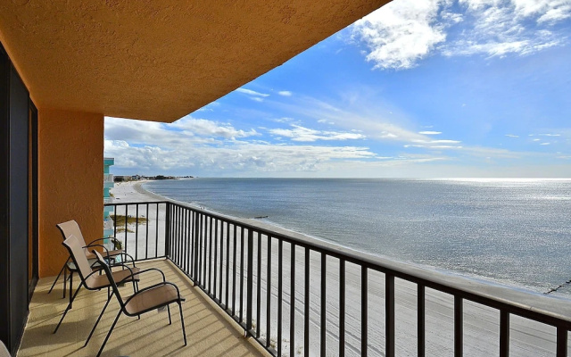 Trillium 5B Beach Front With Private Balcony/amazing Gulf Views!
