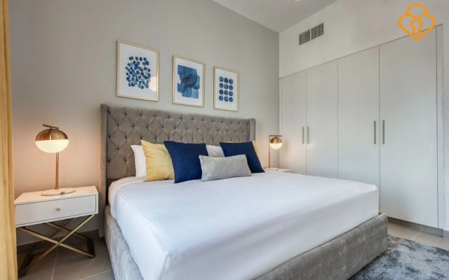 1 B/R Apt 411 Hayat Boulevard Townsquare