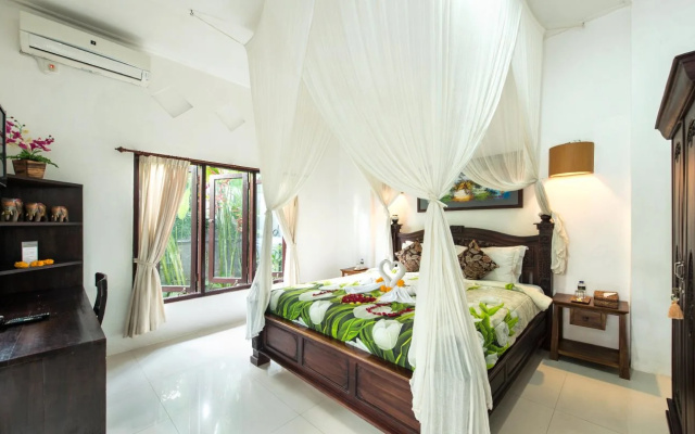 Amomaya Villa