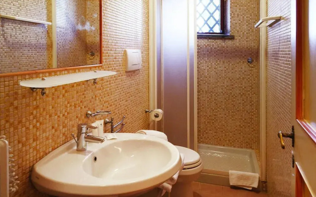 Nice Apartment in Montaione With Shared Pool
