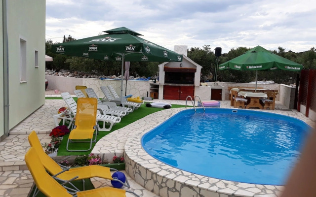 Apartments Pemita