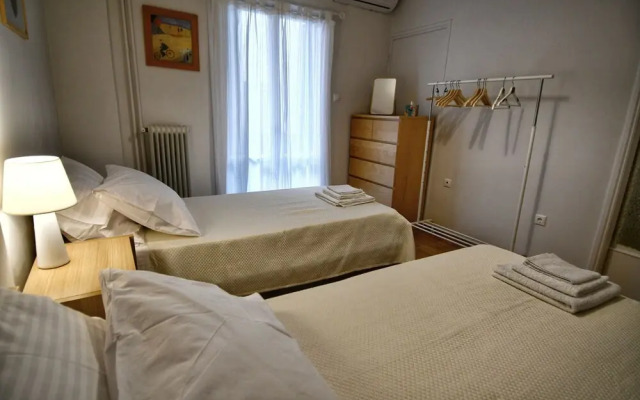 Top Koukaki Location 2 Bedrooms