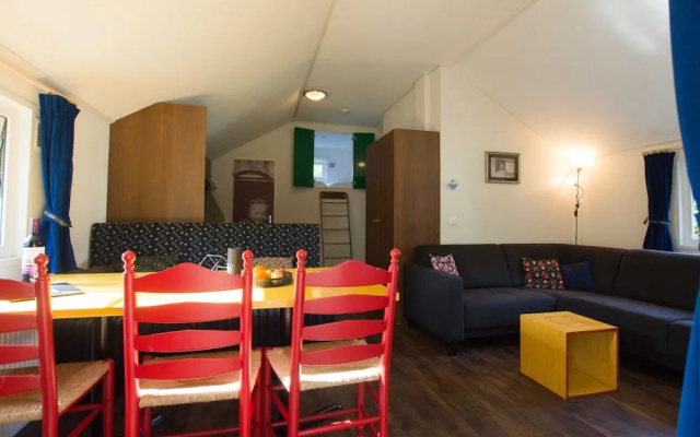 Holiday Lodge in Staphorst With Pool Access