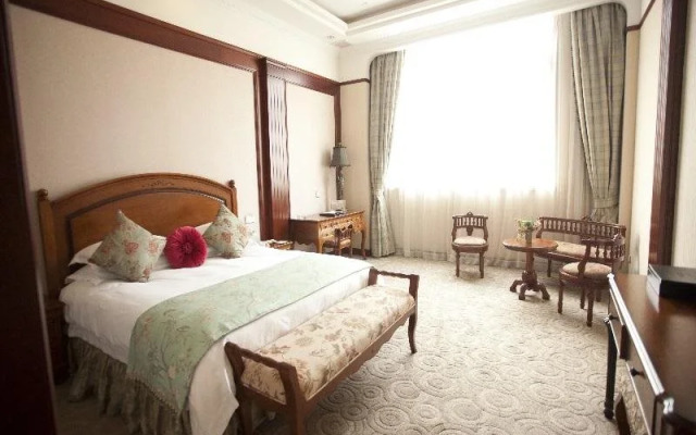 Treasure Island Hotel