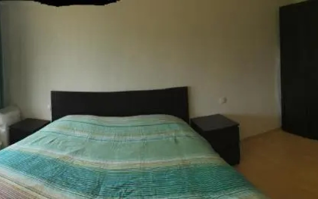 Advice & Advise Apartment
