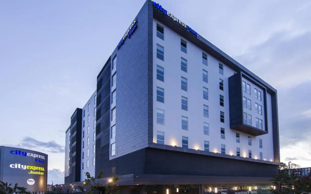 City Express Plus by Marriott Bogota Aeropuerto