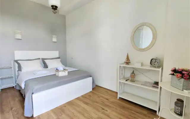 Avlabari Apartment