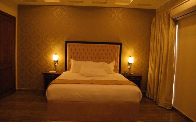 Bella Hotel