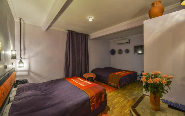 Islane Hotel
