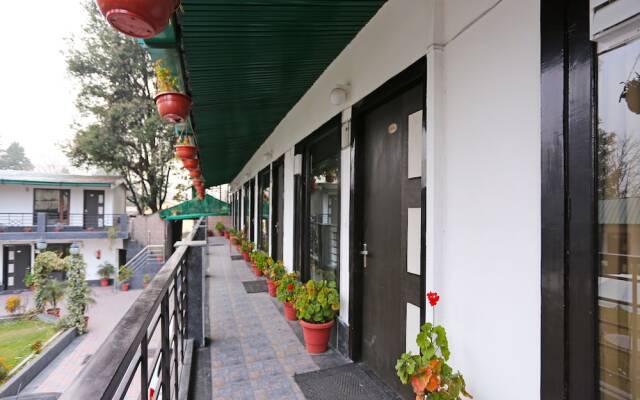 Oyo 1815 Hotel Relax Inn Pangot India Zenhotels - 