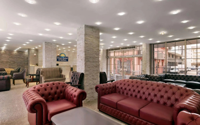 Days Hotel and Suites Dakar