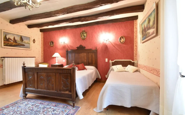 Cozy Holiday Home in Villefranche-du-périgord With Pool