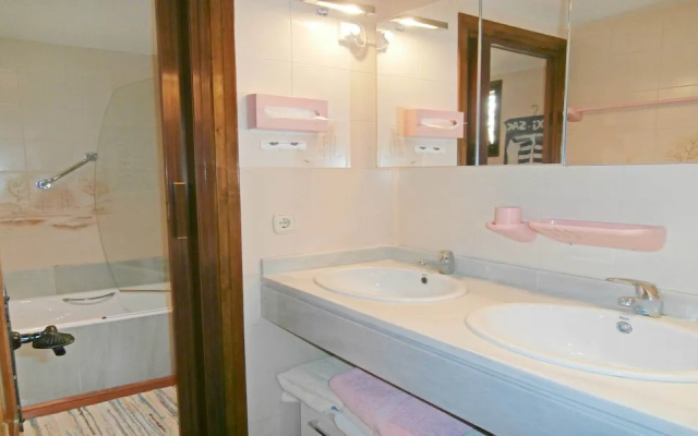 104692 -  House in Tamariu