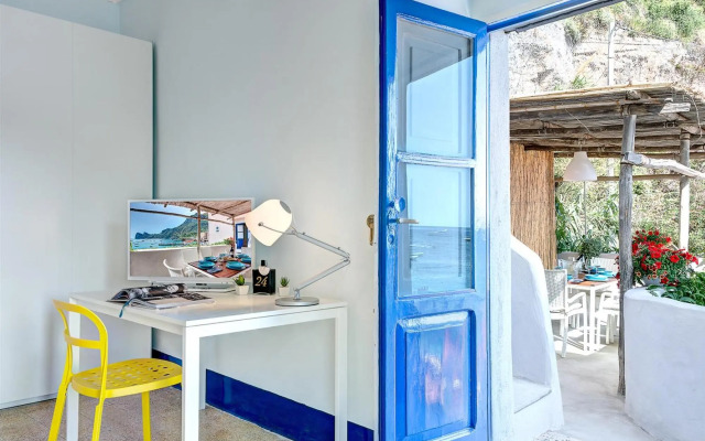 The Fisherman’s Suite –  Steps from the beach