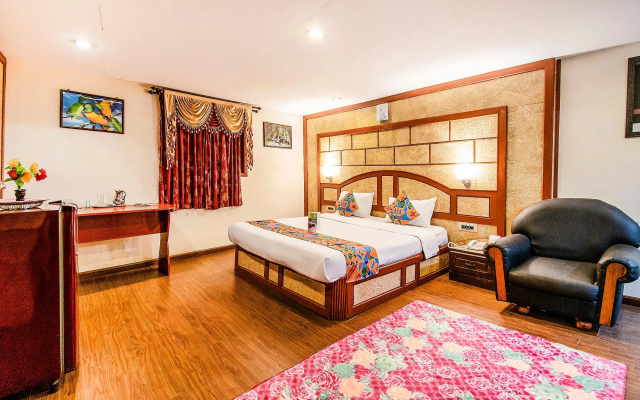 FabHotel Roshan Residency