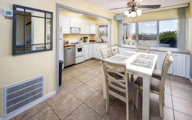 Seaspray Condos 112A