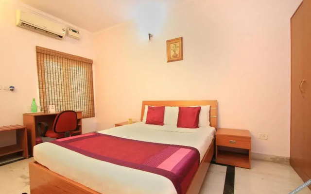 OYO 10022 Hotel Oak Castle
