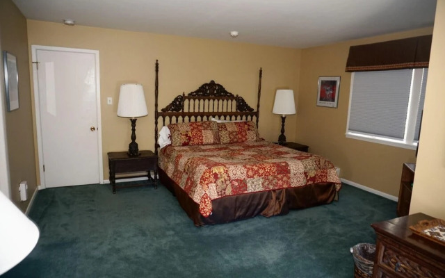 992 Ptarmigan Rd 6 Bedroom Home