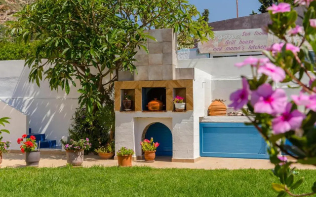 Antonios Apartments
