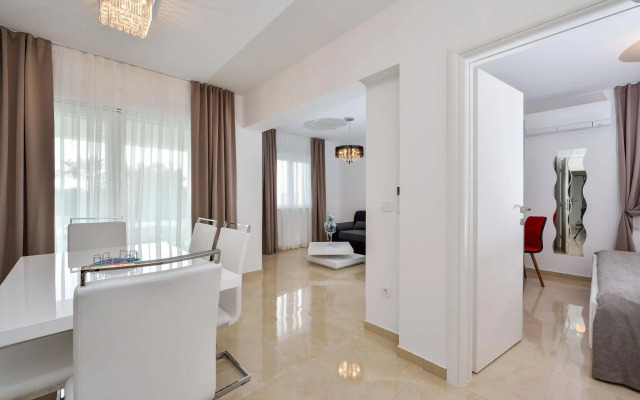 Luxury Apartments Villa Arta