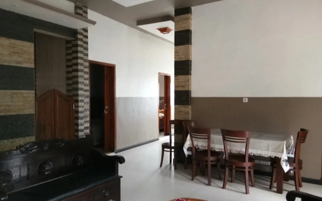 HTM Guesthouse