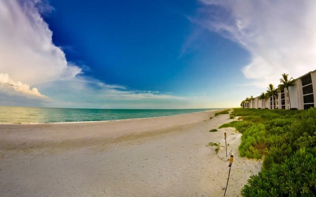 Sundial Beach Resort & Spa