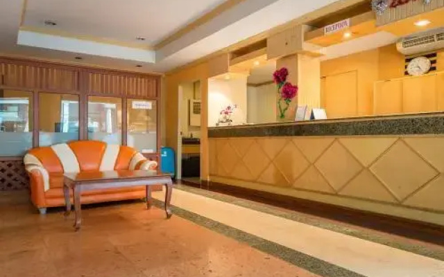 Eastiny Bella Vista Hotel & Residence