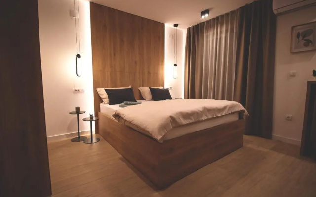 TOP Room