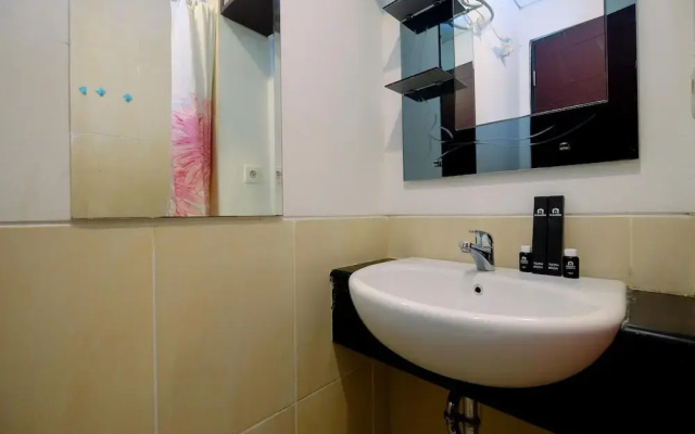 Simple And Comfort Studio Apartment At Mangga Dua Residence