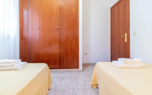 Apartment in Empuriabrava Near the Beach