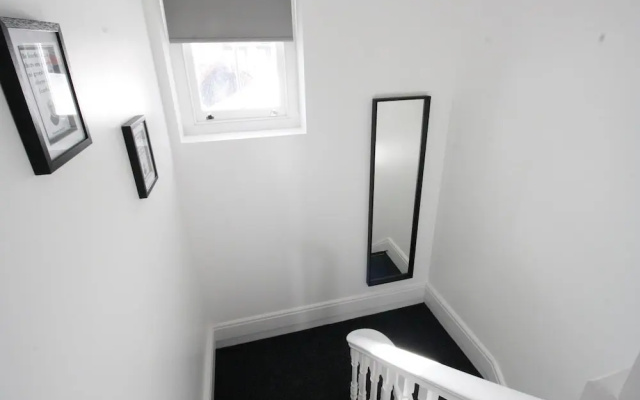 Willow Serviced Apartments The Walk 2