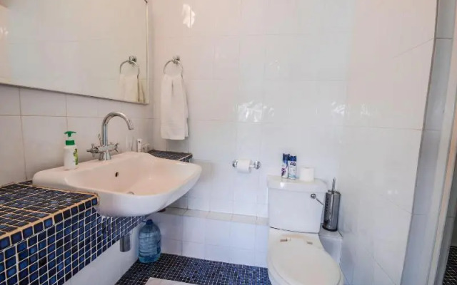 Bon Ami Guest House