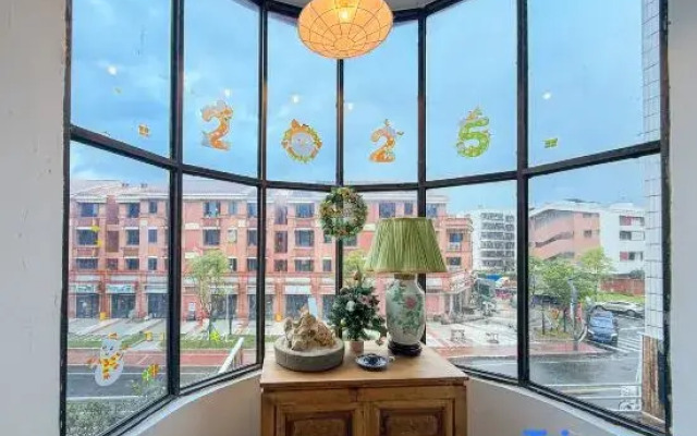 Quanzhou Sixiangwangshan Homestay (West Street Kaiyuan Temple)