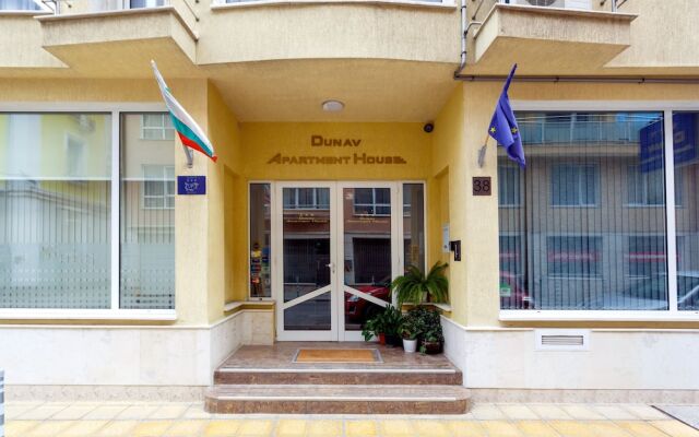 Отель Апарт-Отель Дунав Болгария, София - отзывы, цены и фото номеров - забронировать отель Апарт-Отель Дунав онлайн вид на фасад