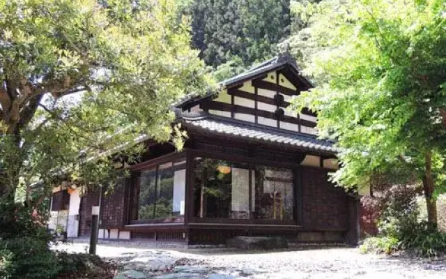 Ishidatami No Yado