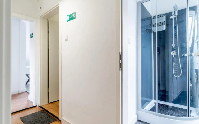 Id 6894 - Private Apartment