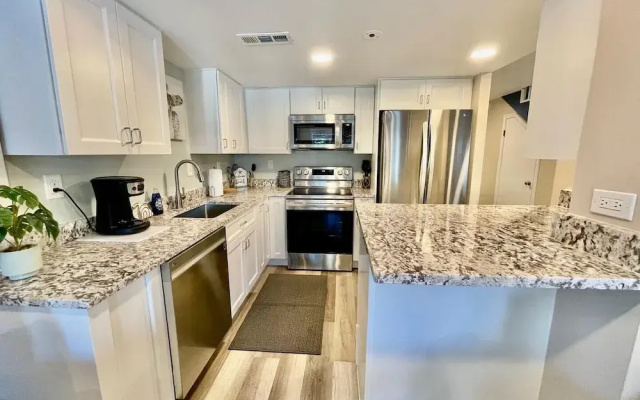 Wilmington Avenue 50 #107
