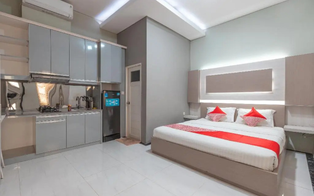 OYO 2248 Yayah Rooms Syariah