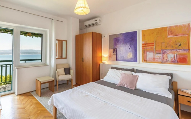 Amazing Home in Mimice With Wifi and 4 Bedrooms