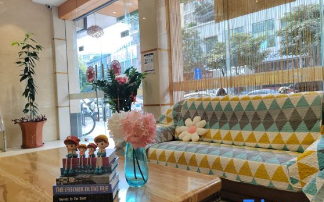 Weijiali Business Hotel