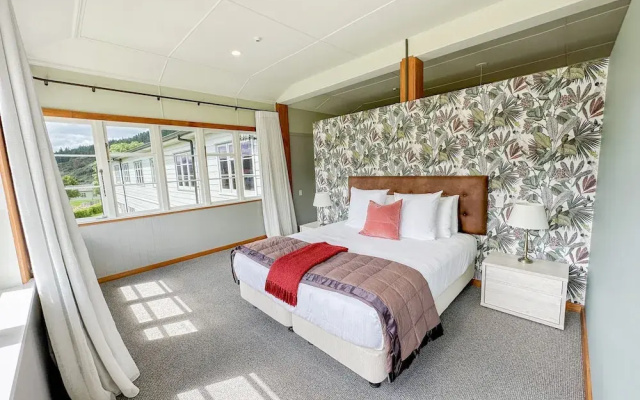 Silverstream Retreat