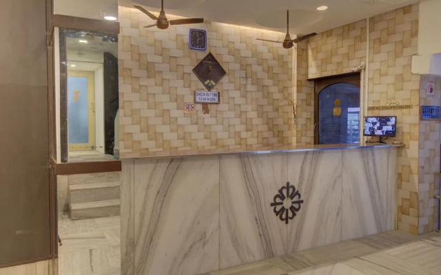 OYO Flagship 36853 Hotel Rajdoot