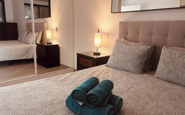 Spectacular Lagos Marina View apt on Promenade