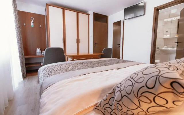 Apartments & Rooms Malej
