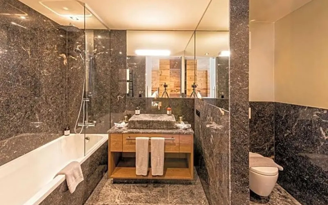Skilodge Oberlech