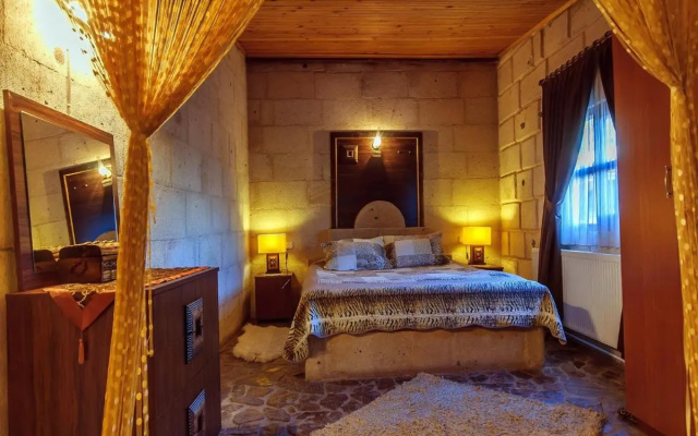 Adanos Konuk Evi
