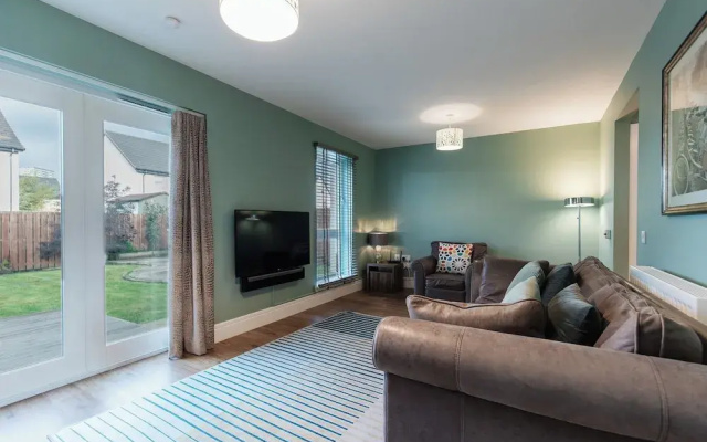 3br-sleeps6-parking-garden-citycentre