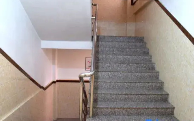 Yijia Apartment (Xiamen Youda Optoelectronics South Gate)